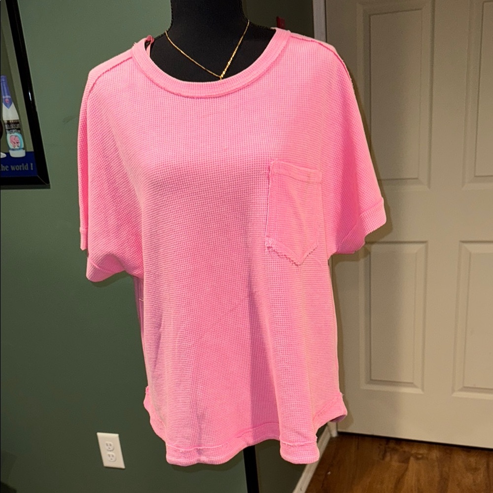 NWT New In Pink Women's Top size L